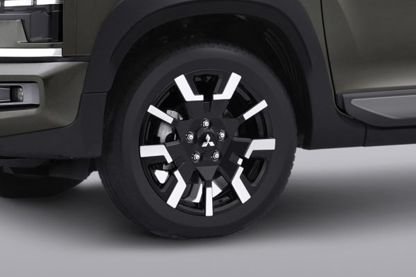 17-inch-alloy-wheel