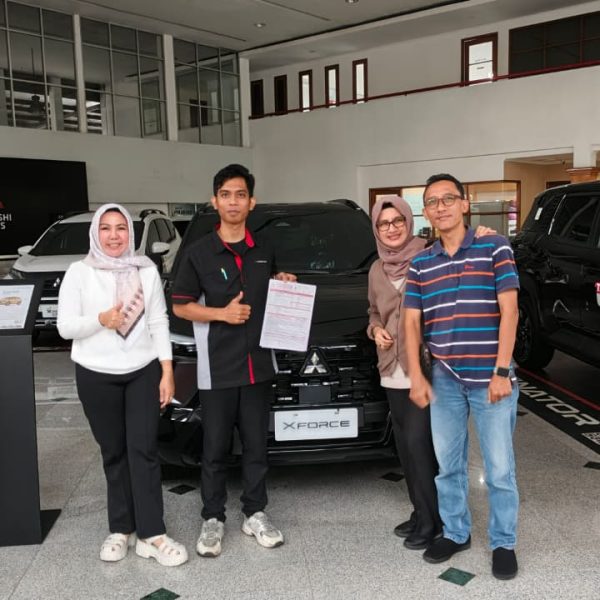 sales-mitsubishi-bintaro (38)